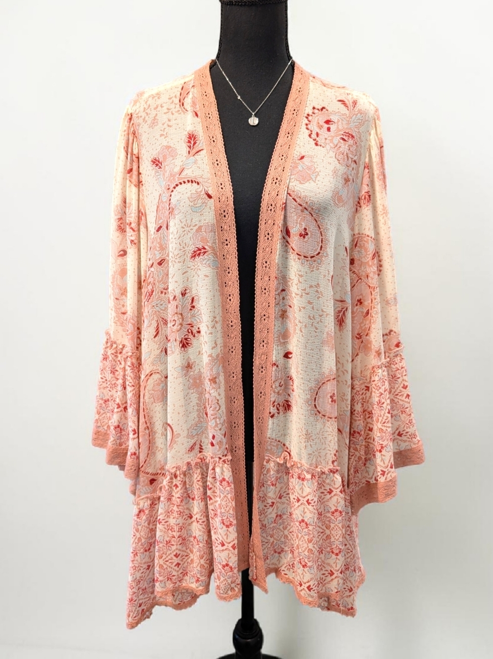 Torrid Textured Chiffon Flouncy Ruffle Kimono Romantic Peach Paisley 2 US 18/20